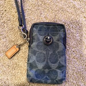 Canvas Coach wristlet